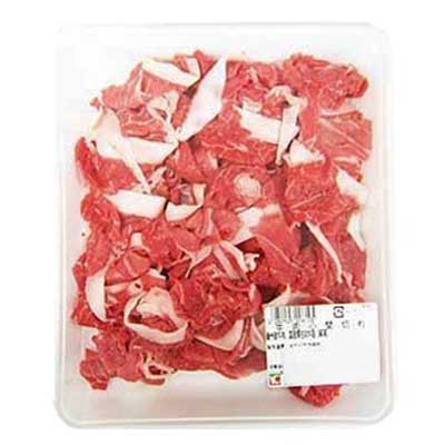 牛肉小間切れ(豪州産牛肉、国産牛脂(解凍)) 300g入・1パック(100gあたり208円(税抜))